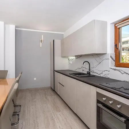 Stunning In