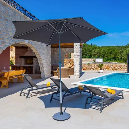 Pet Friendly In With Wifi Vrbnik (Primorje-Gorski Kotar)