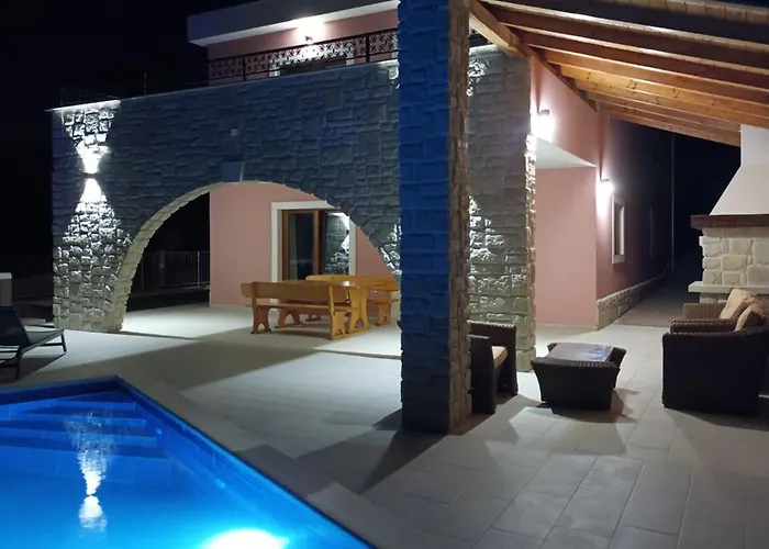 Дом отдыха Pet Friendly In With Wifi